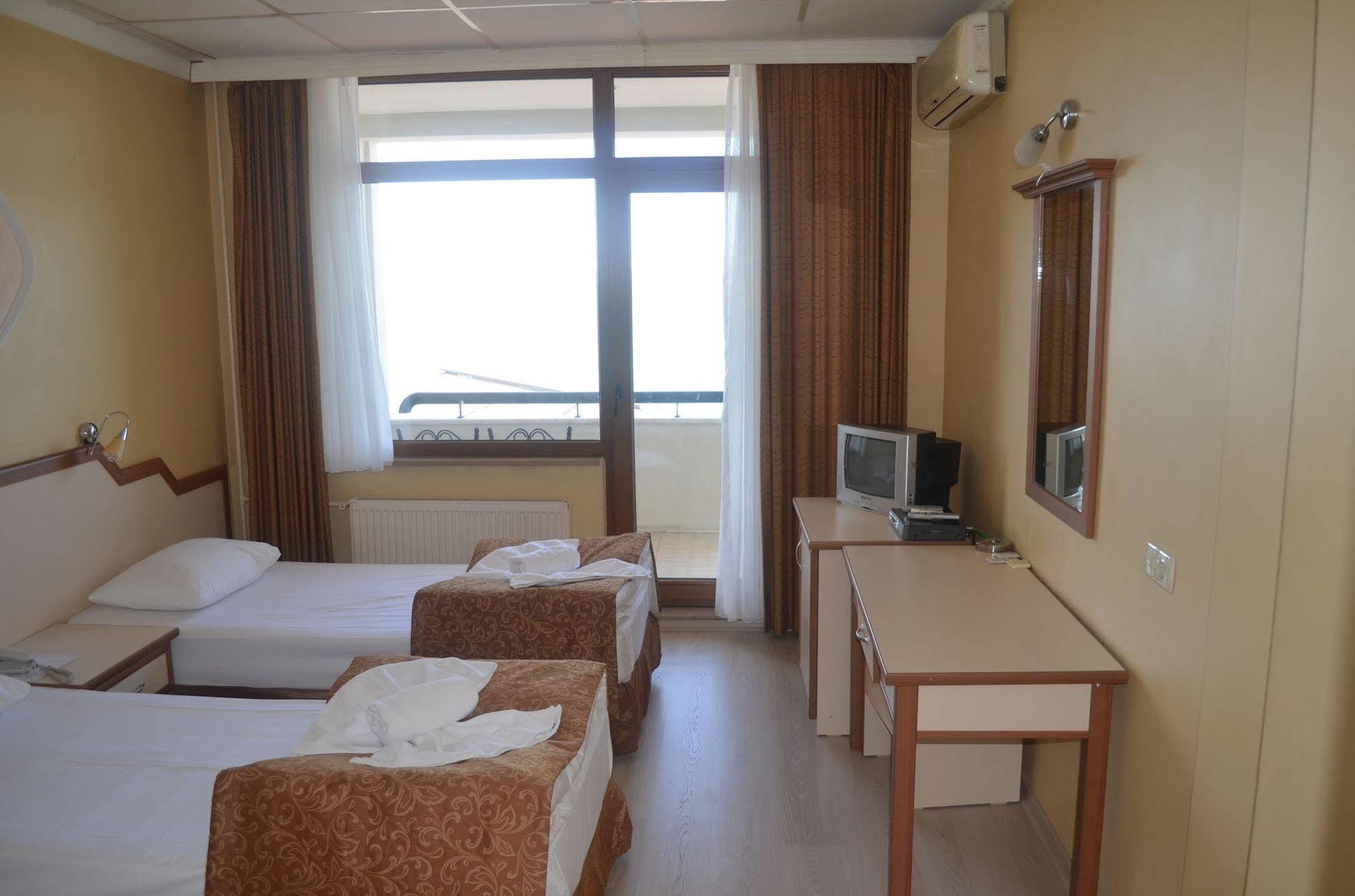 Ayvalik Palas Hotel Kültér fotó